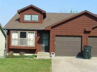 3512 SW Eveningside Dr, Topeka, KS 66614