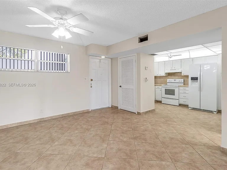 9820 S Hollybrook Lake Dr #106 — Photo 7
