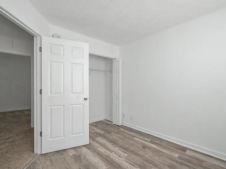 1371 Constitution Dr — Photo 28