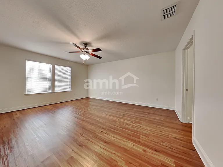 3275 Roundabout Dr — Photo 9