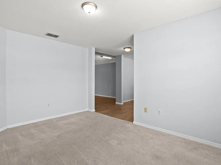 11366 Riddle Dr — Photo 6