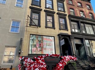 240 W 14th St APT 2R, New York, NY 10011