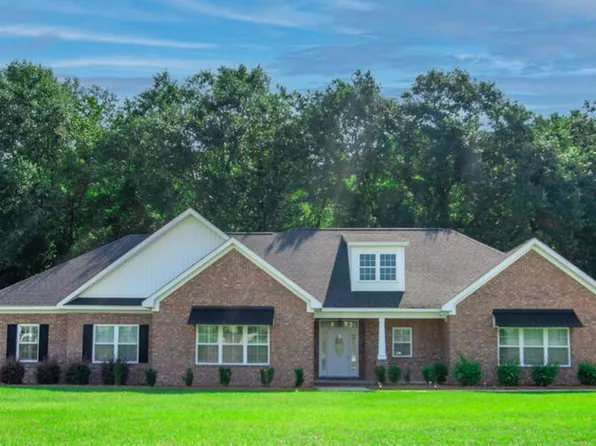 1205 E Hampton Dr, Statesboro, GA 30461