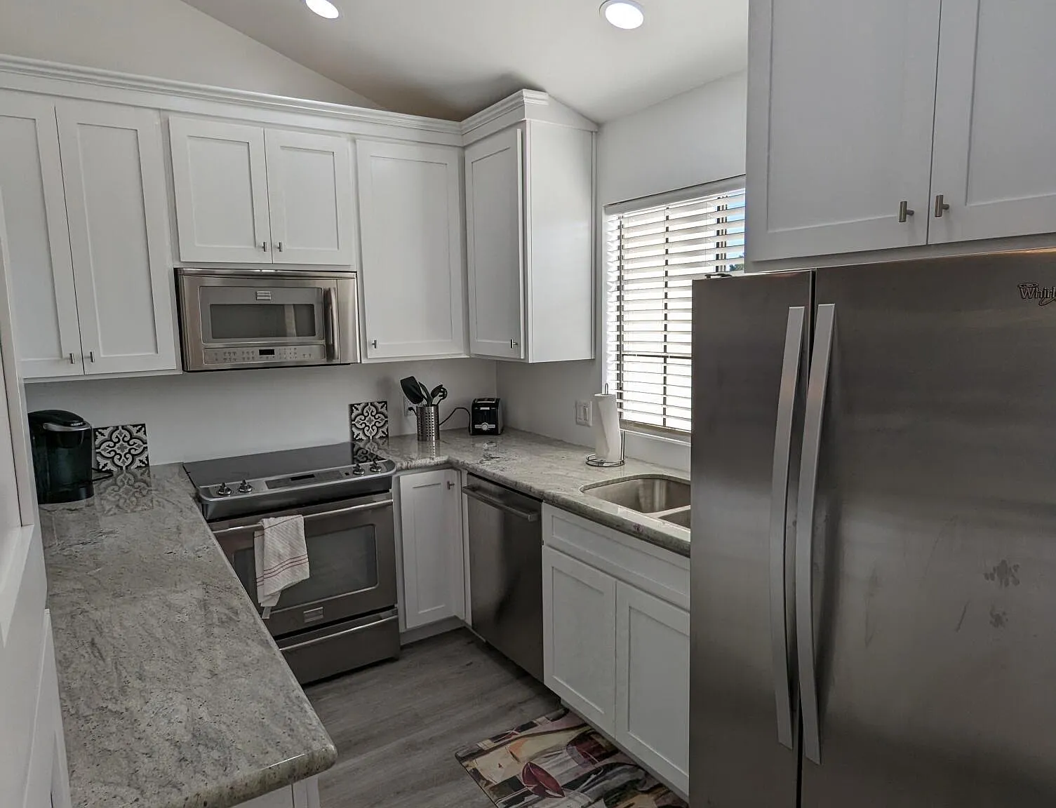 2 bed, 2.0 bath, 1185 sqft, $2,895 — Photo 4