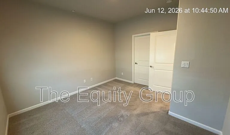 510 S Summit St #101 — Photo 15