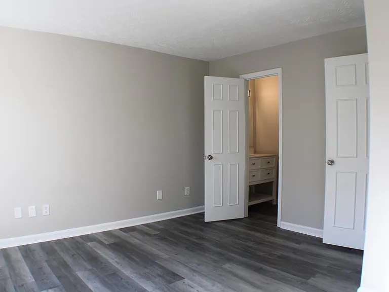 4260 Worth St NW — Photo 12