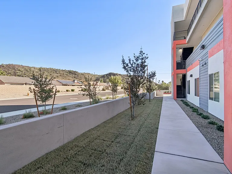 Williams Court — Photo 10