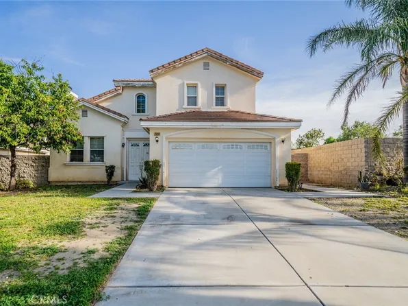 15868 Dianthus St, Fontana, CA 92335