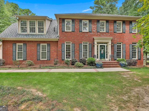 202 Savannah Walk, Peachtree City, GA 30269