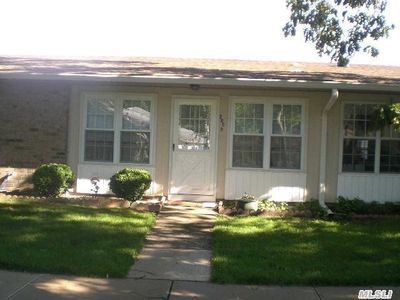 280 Berwick Ct Unit D, Ridge, NY, 11961