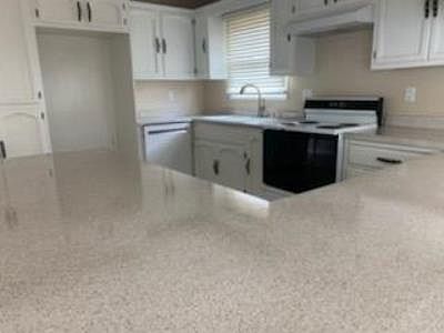 4th image of 6762 Amy Ave