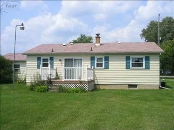 4192 Lapeer Rd, Burton, MI 48509