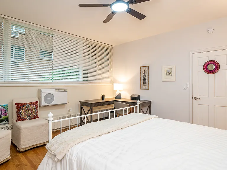 1516 Hinman Ave #103 — Photo 17