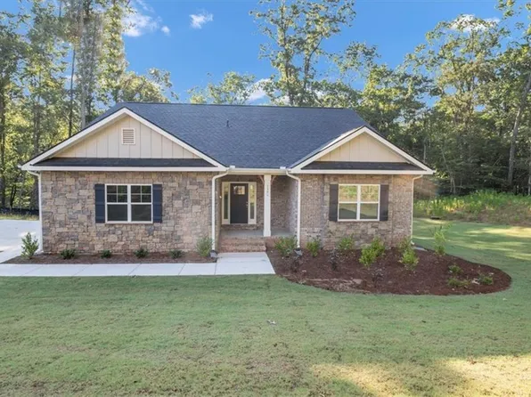 5391 Tuscany Dr, Douglasville, GA 30135