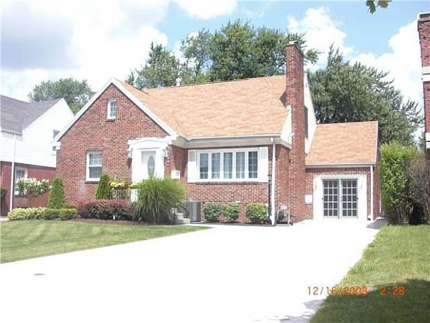 1st image of 39 Mona Dr