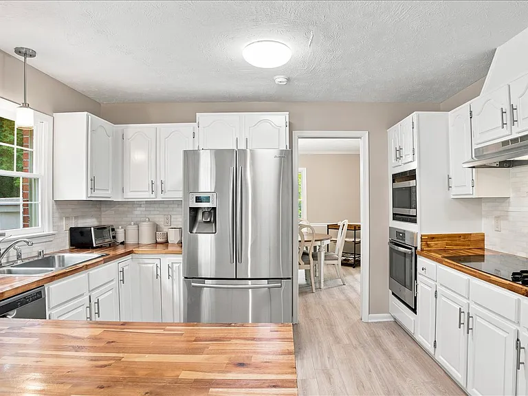 111 Launchris Dr — Photo 22