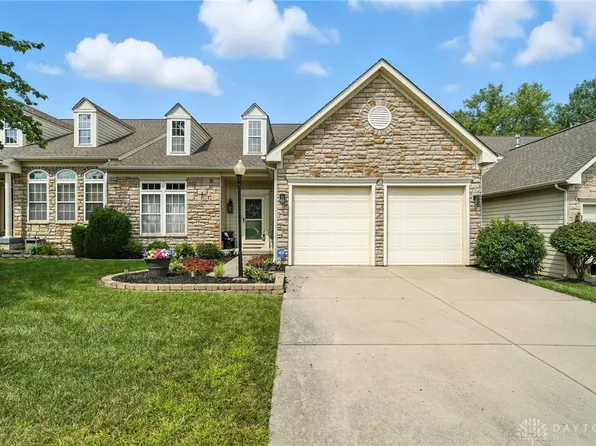 3749 Whisper Creek Dr, Dayton, OH 45414