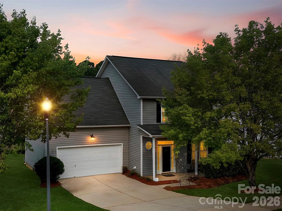 1st image of 624 Cliffs Inn Cir