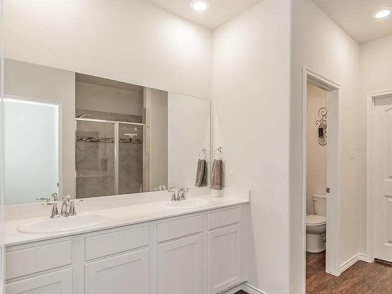2444 Evening Stone Dr — Photo 8