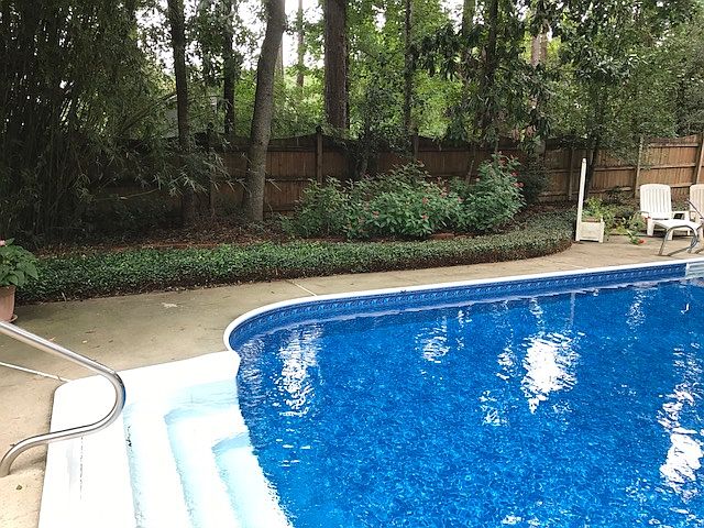 2nd image of 1624 Chadwick Way