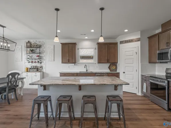 262 John Harold Dr, Meridianville, AL 35759