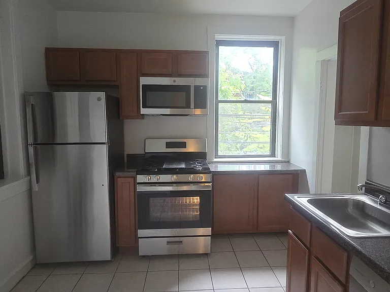 3524 N Broadway St #1S — Photo 5