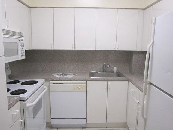 5th image of 7441 Wayne Ave APT 4P