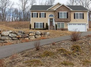 117 Joshua Town Rd, Waterbury, CT 06708
