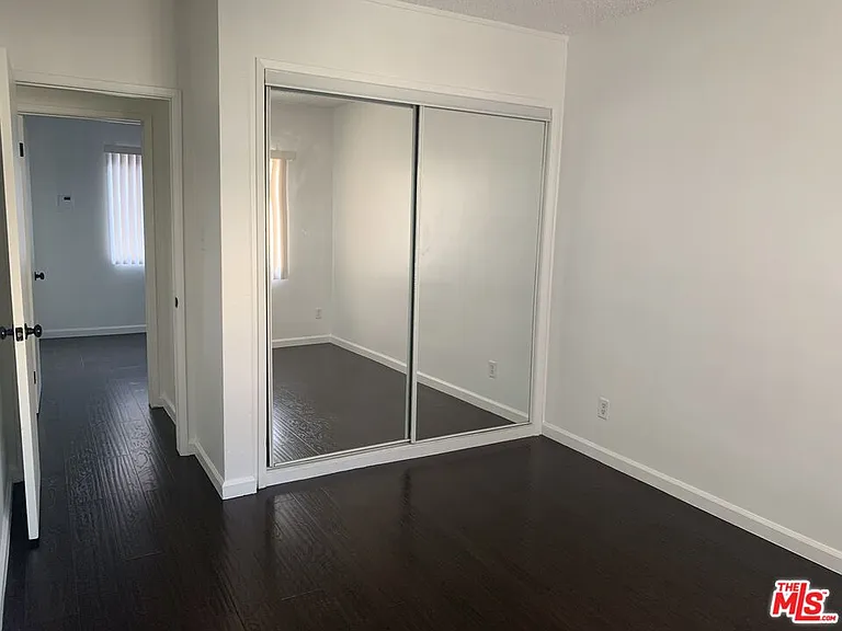 1330 S Wilton Pl #9 — Photo 12
