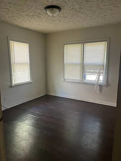 2231 Delavan Dr — Photo 15