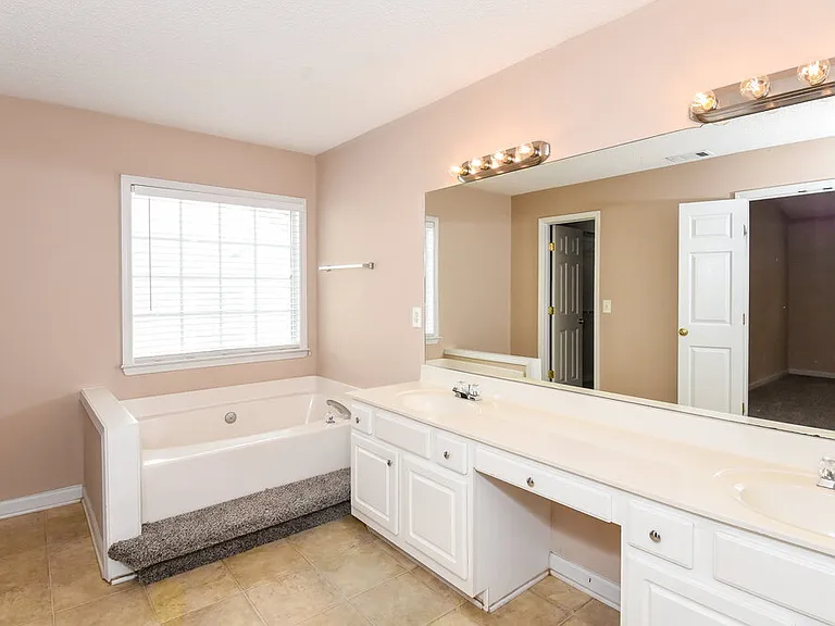 210 Ashland Dr — Photo 13