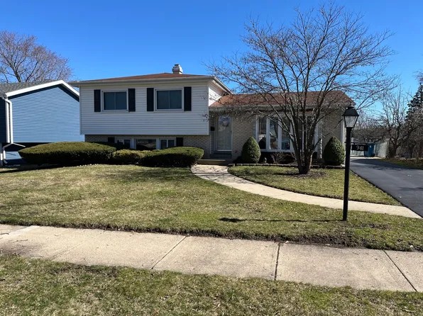 941 S Michigan Ave, Addison, IL 60101