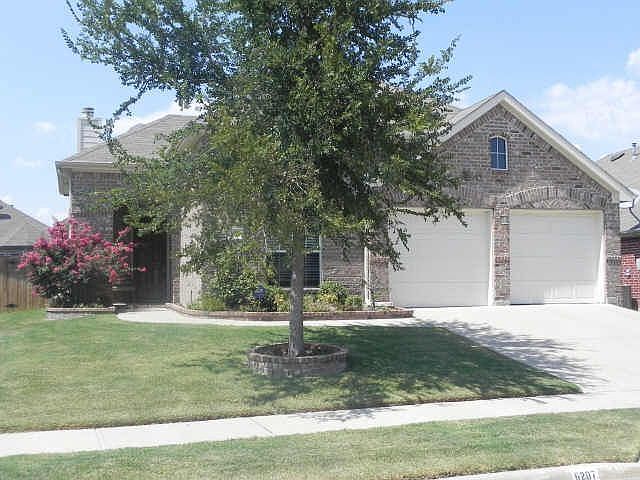 1st image of 6207 Holly Crest Ln