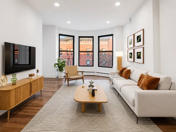 372 2nd St, Brooklyn, NY