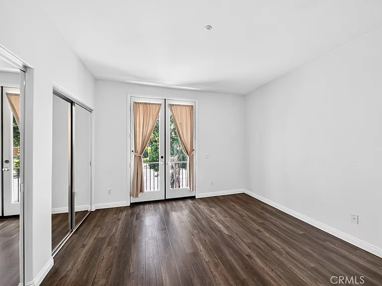 1300 McFadden Dr — Photo 33