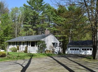 438 Annabessacook Rd, Winthrop, ME 04364
