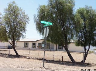 1686 Nottingham Dr, Bullhead City, AZ 86442