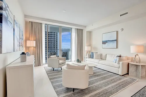 3100 N Ocean Dr Photo 1