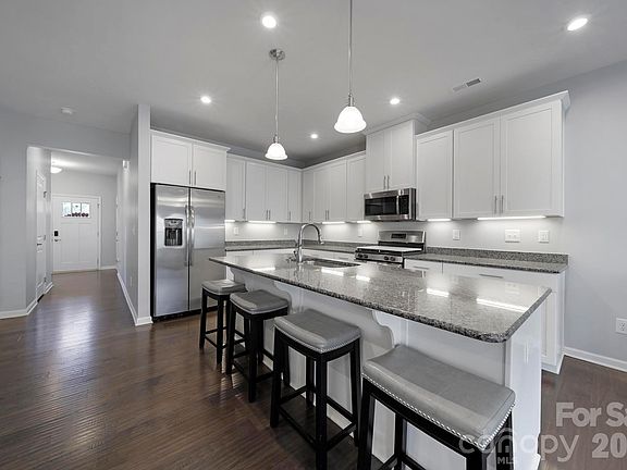 3rd image of 502 Park Meadows Dr