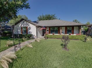 7219 Hunnicut Rd, Dallas, TX 75227