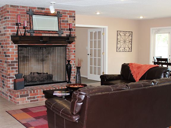 5th image of 1542 Millers Ct