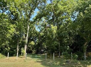 18284 Gazelle Dr #B, Neosho, MO 64850