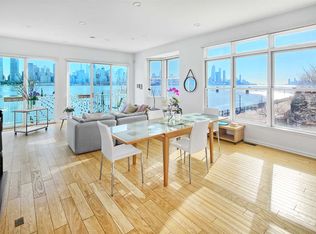 404 Newburgh Ct, West New York, NJ 07093