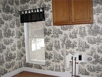5th image of 727 Green St