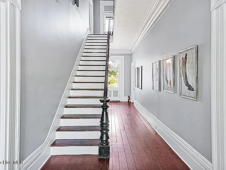 416 S Front St #6 — Photo 4