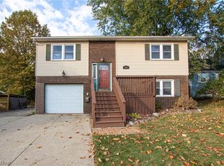 448 Fernwood Ave, Wadsworth, OH 44281
