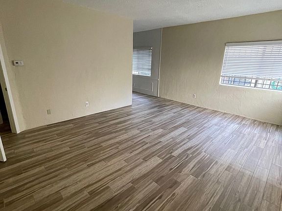 2nd image of 522 N Kenwood St APT 4