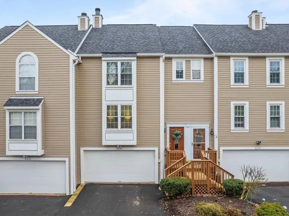 2633 Hunters Point Dr, Wexford, PA 15090