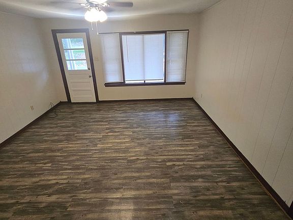 2nd image of 803 Erion St