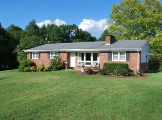 152 Lee Dr, Marion, NC 28752